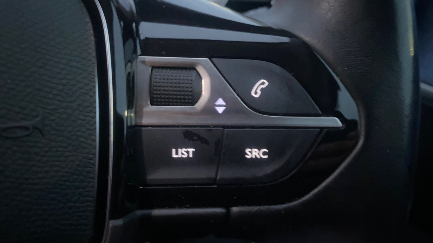 Used Peugeot 3008 2021 for sale - 76410175: Photo 24