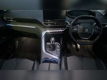 Used Peugeot 3008 2021 for sale - 76410175: Photo