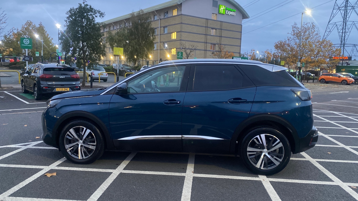 Used Peugeot 3008 2021 for sale - 76410175: Photo 6