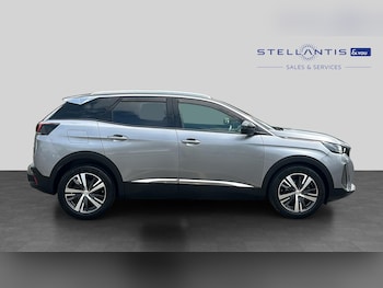 Used Peugeot 3008 2023 for sale - 79304960: Photo