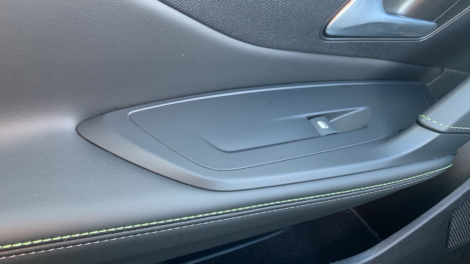 Used Peugeot 408 2024 for sale - 76441667: Photo 41