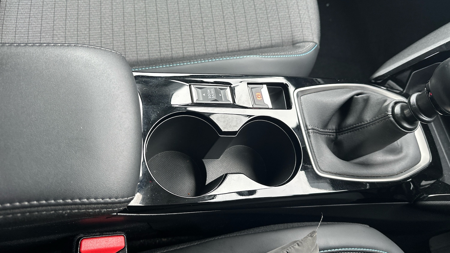 Used Peugeot 2008 2021 for sale - 76659893: Photo 21