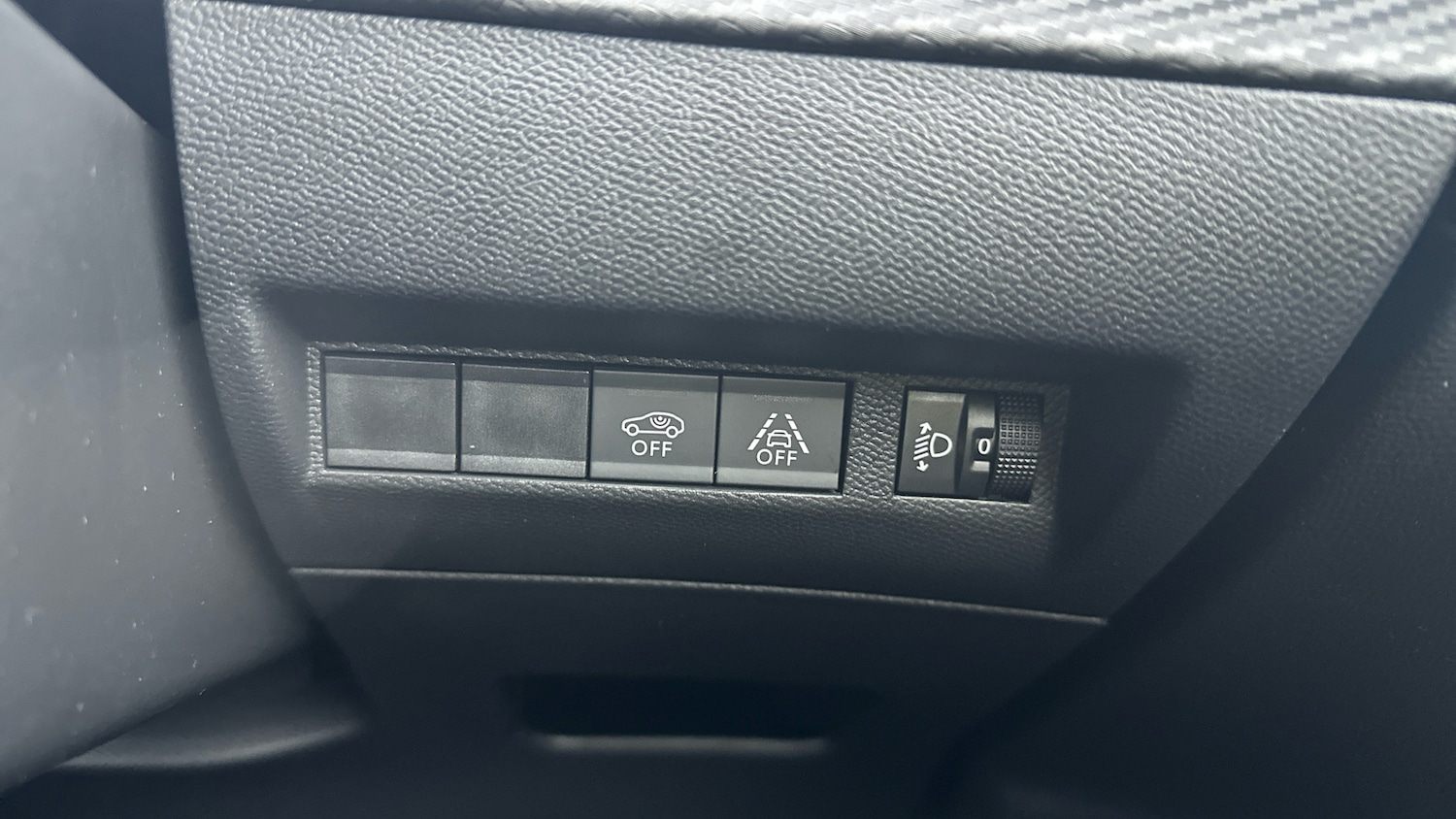 Used Peugeot 2008 2021 for sale - 76659893: Photo 34