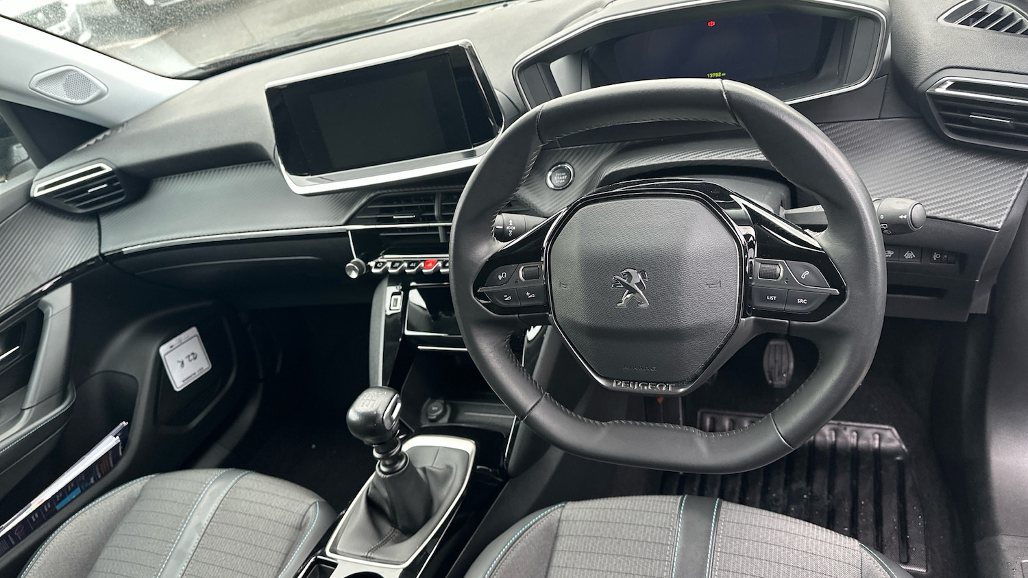 Used Peugeot 2008 2021 for sale - 76659893: Photo 4