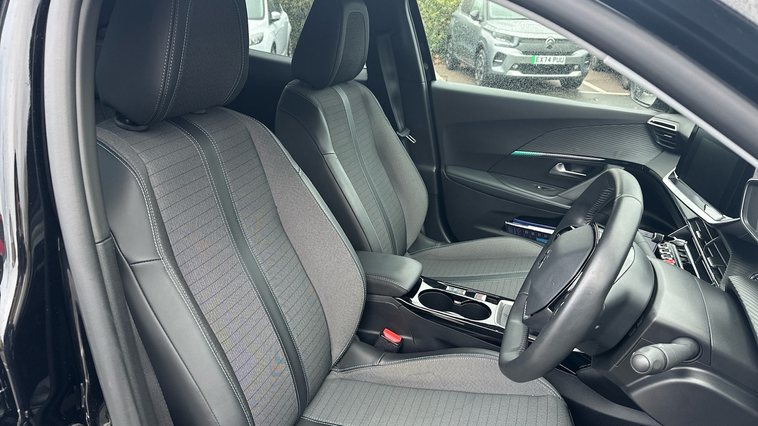 Used Peugeot 2008 2021 for sale - 76659893: Photo 42