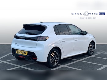 Used Peugeot 208 2023 for sale - 77724523: Photo