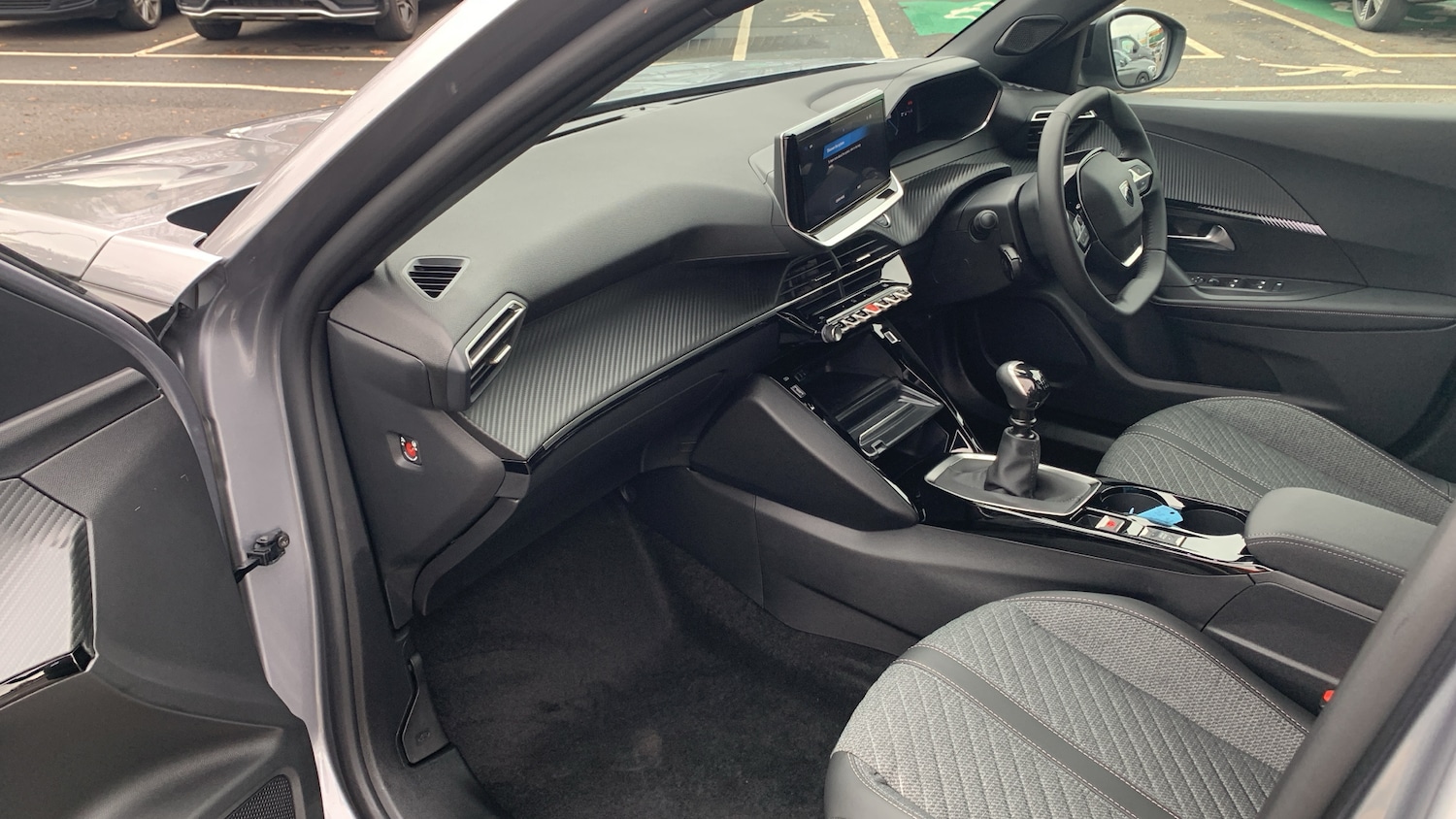 Used Peugeot 2008 2025 for sale - 76927478: Photo 12