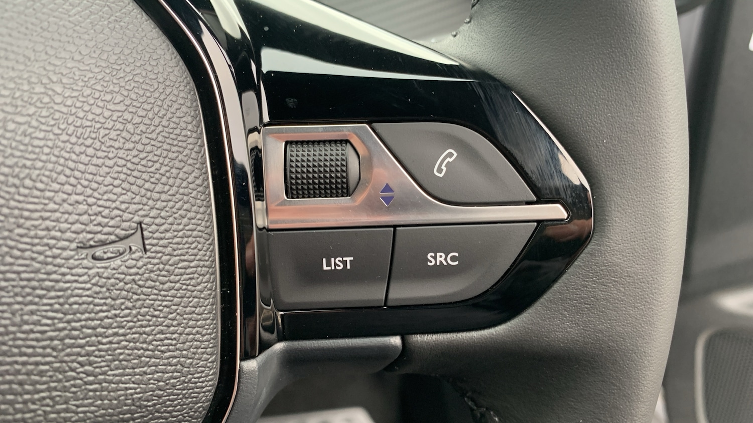 Used Peugeot 2008 2025 for sale - 76927478: Photo 24