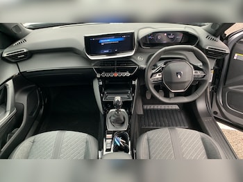 Used Peugeot 2008 2025 for sale - 76927478: Photo