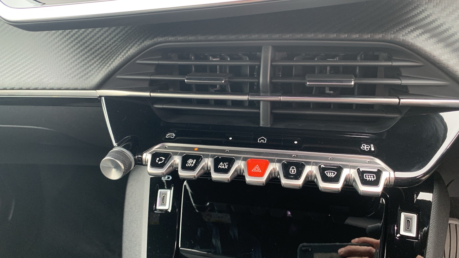 Used Peugeot 2008 2025 for sale - 76927478: Photo 53