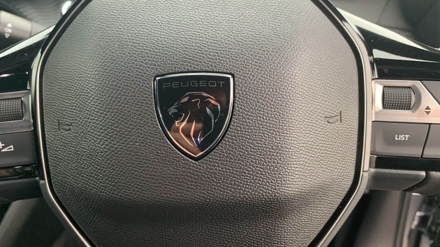 Used Peugeot 2008 2025 for sale - 76927478: Photo 54