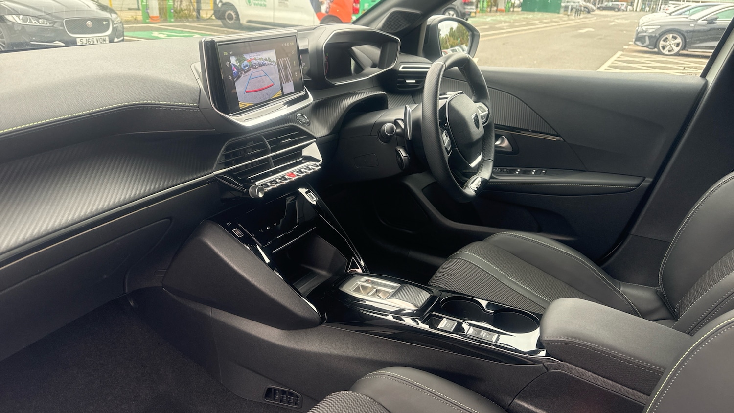 Used Peugeot 208 2024 for sale - 75979392: Photo 12
