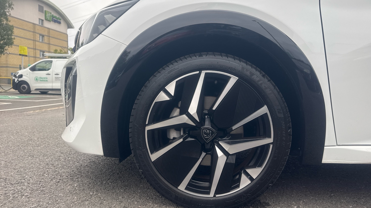 Used Peugeot 208 2024 for sale - 75979392: Photo 14