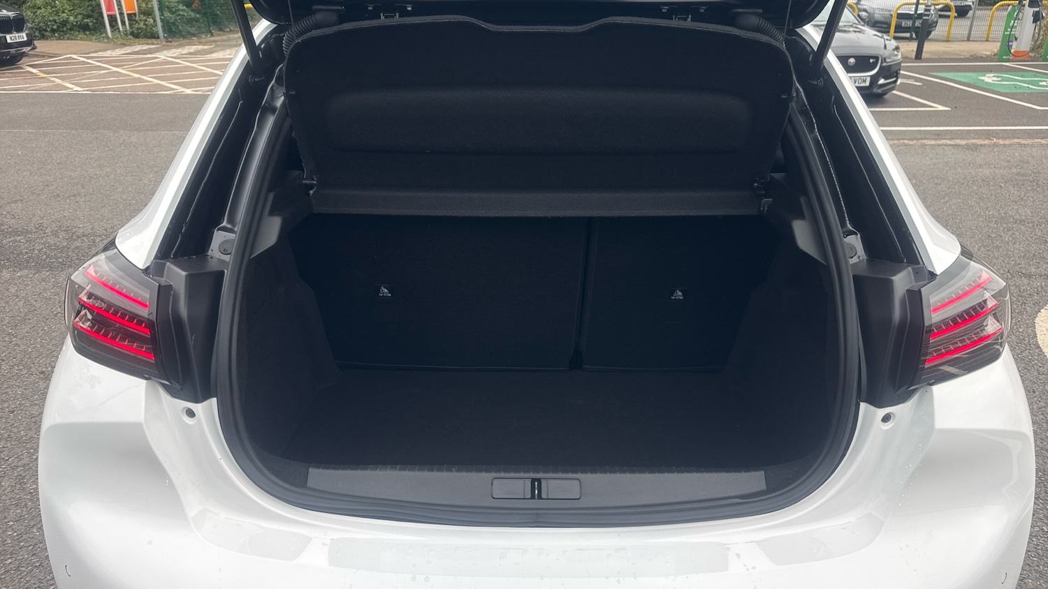 Used Peugeot 208 2024 for sale - 75979392: Photo 19