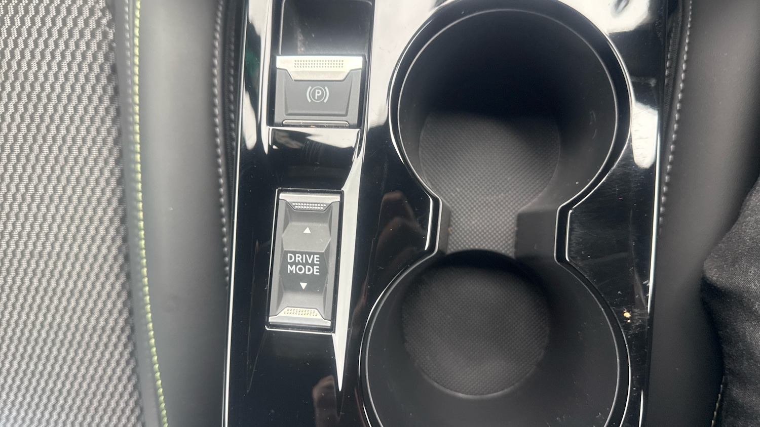 Used Peugeot 208 2024 for sale - 75979392: Photo 21