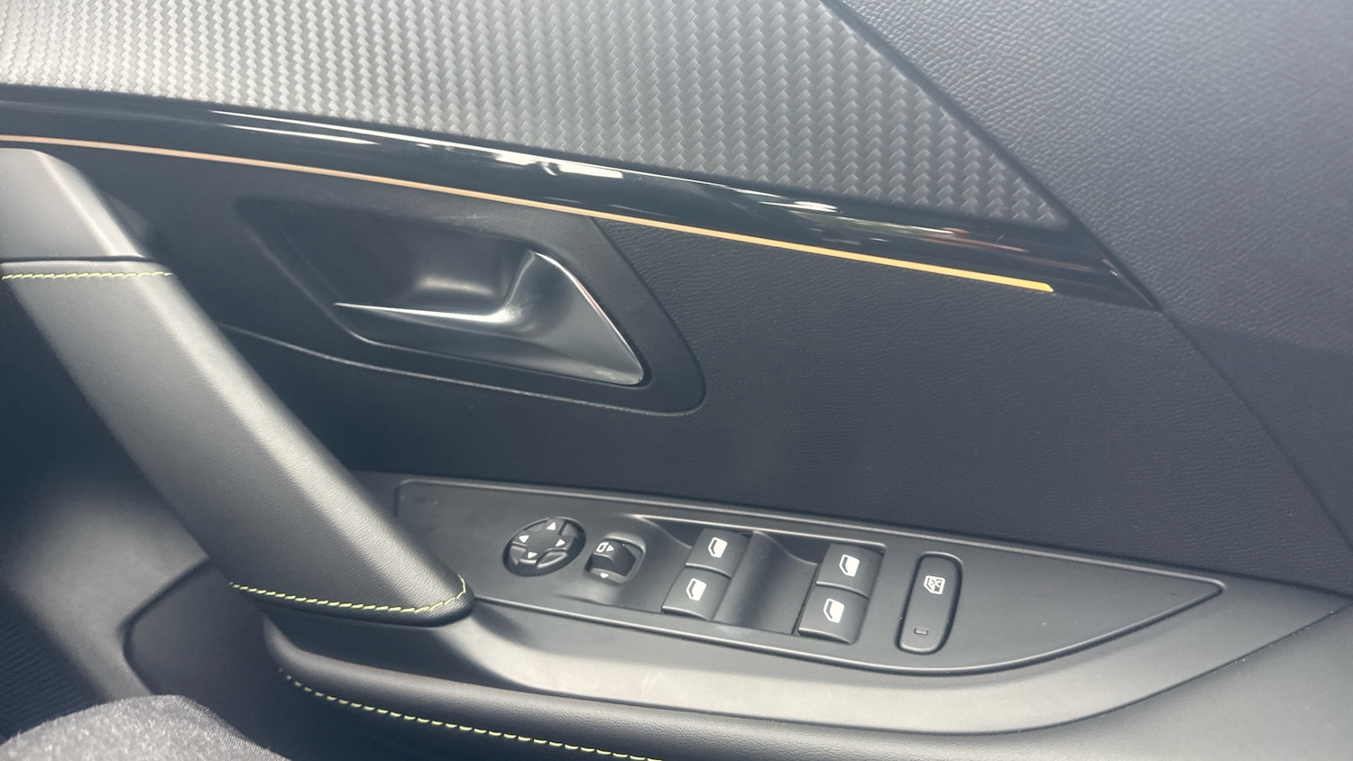 Used Peugeot 208 2024 for sale - 75979392: Photo 22