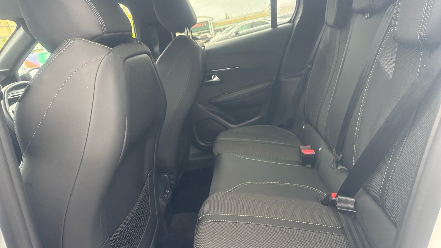 Used Peugeot 208 2024 for sale - 75979392: Photo 33