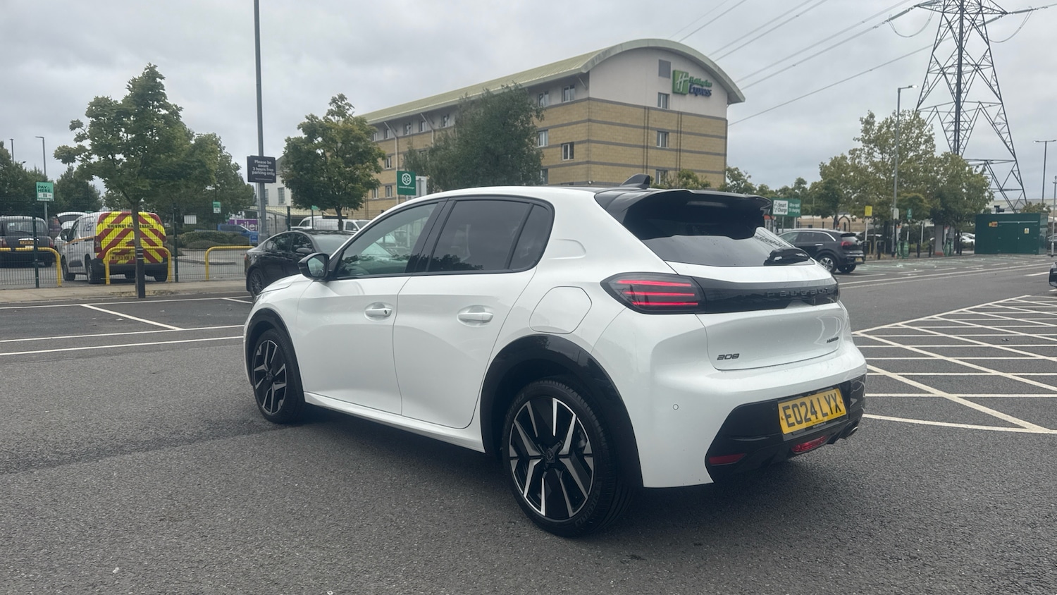 Used Peugeot 208 2024 for sale - 75979392: Photo 5