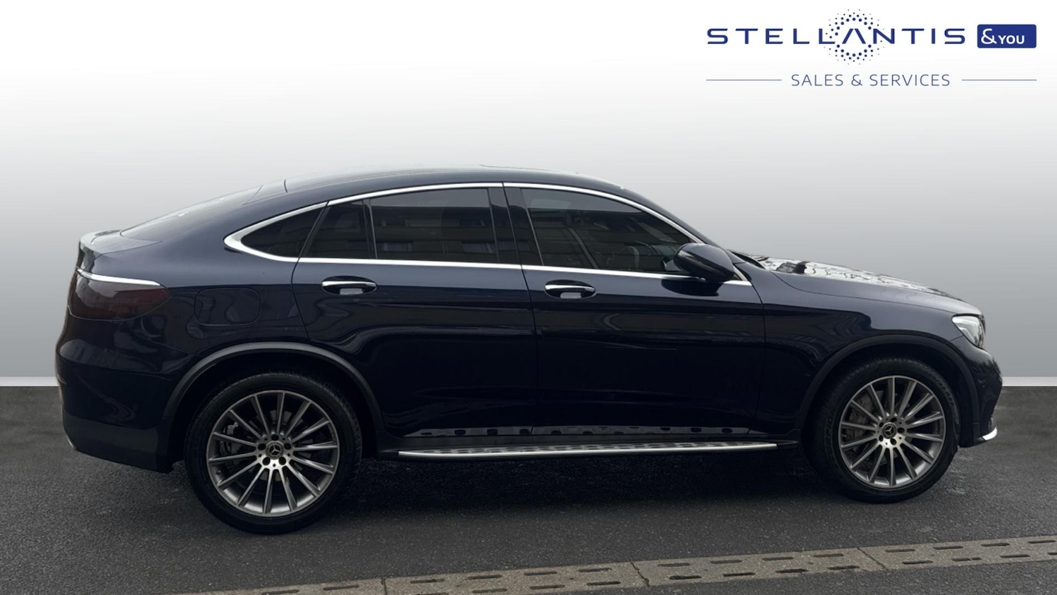 Used Mercedes-Benz GLC 2018 for sale - 77332439: Photo 2