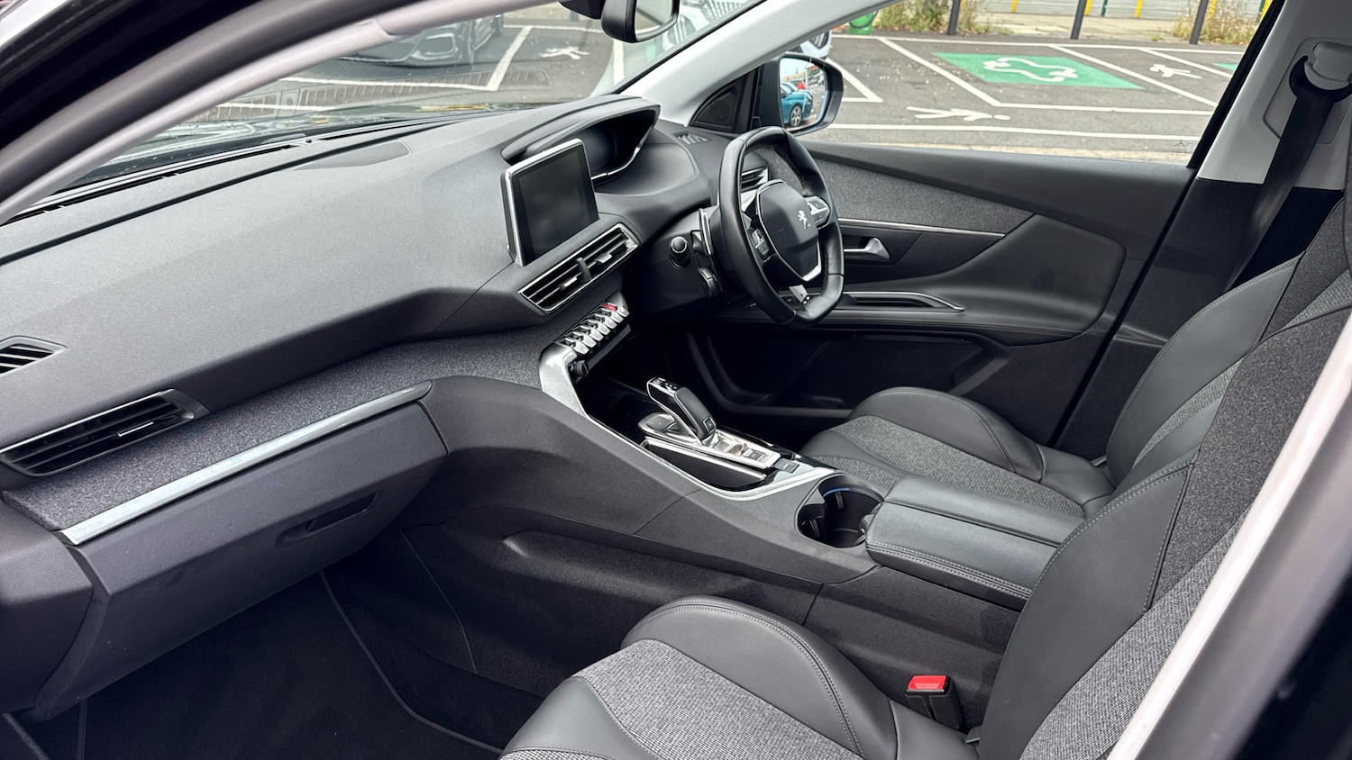 Used Peugeot 3008 2020 for sale - 75929306: Photo 12