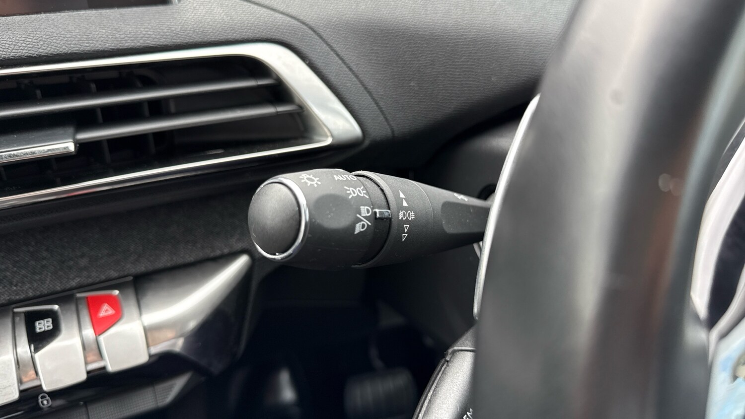 Used Peugeot 3008 2020 for sale - 75929306: Photo 27