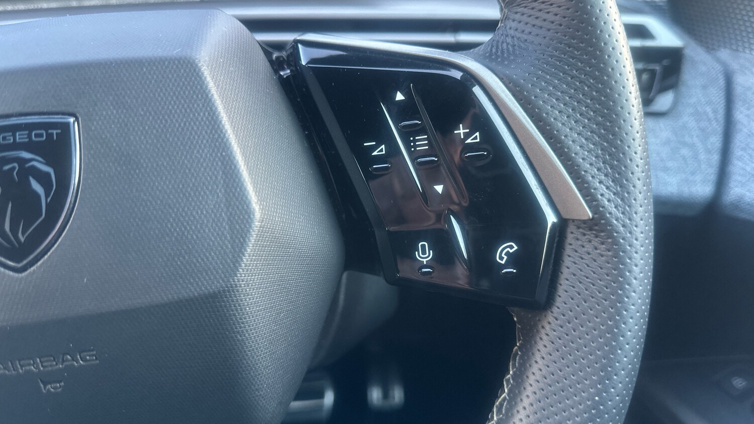 Used Peugeot 3008 2025 for sale - 78021121: Photo 24