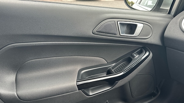 Used Ford Fiesta 2013 for sale - 76202097: Photo 22