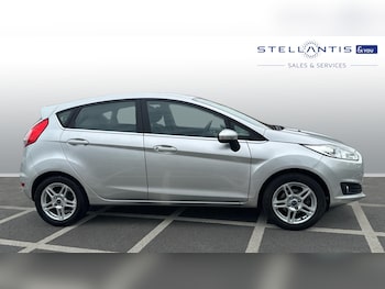 Used Ford Fiesta 2013 for sale - 76202097: Photo 2