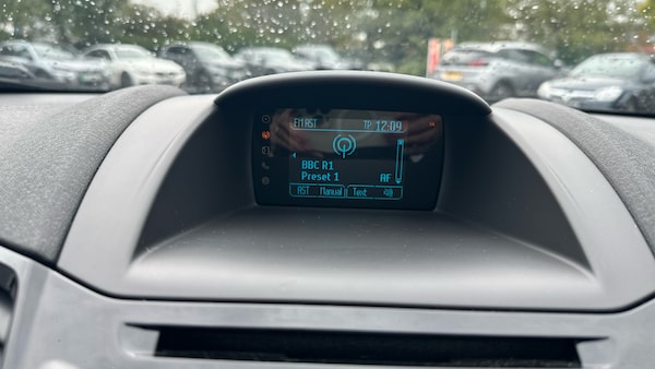 Used Ford Fiesta 2013 for sale - 76202097: Photo 31