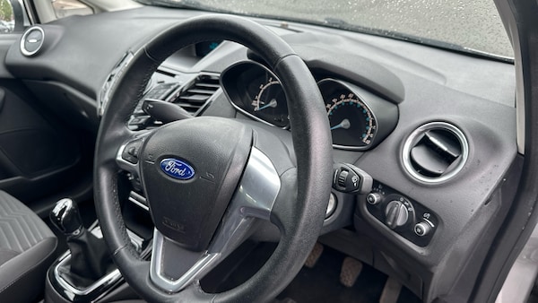 Used Ford Fiesta 2013 for sale - 76202097: Photo 49