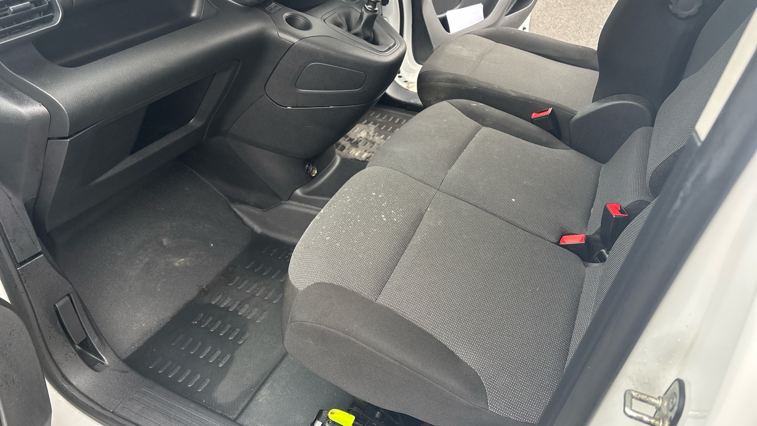 Used Peugeot Partner 2022 for sale - 77332387: Photo 13