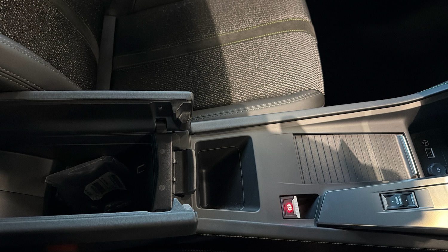 Used Peugeot 408 2025 for sale - 76977279: Photo 21