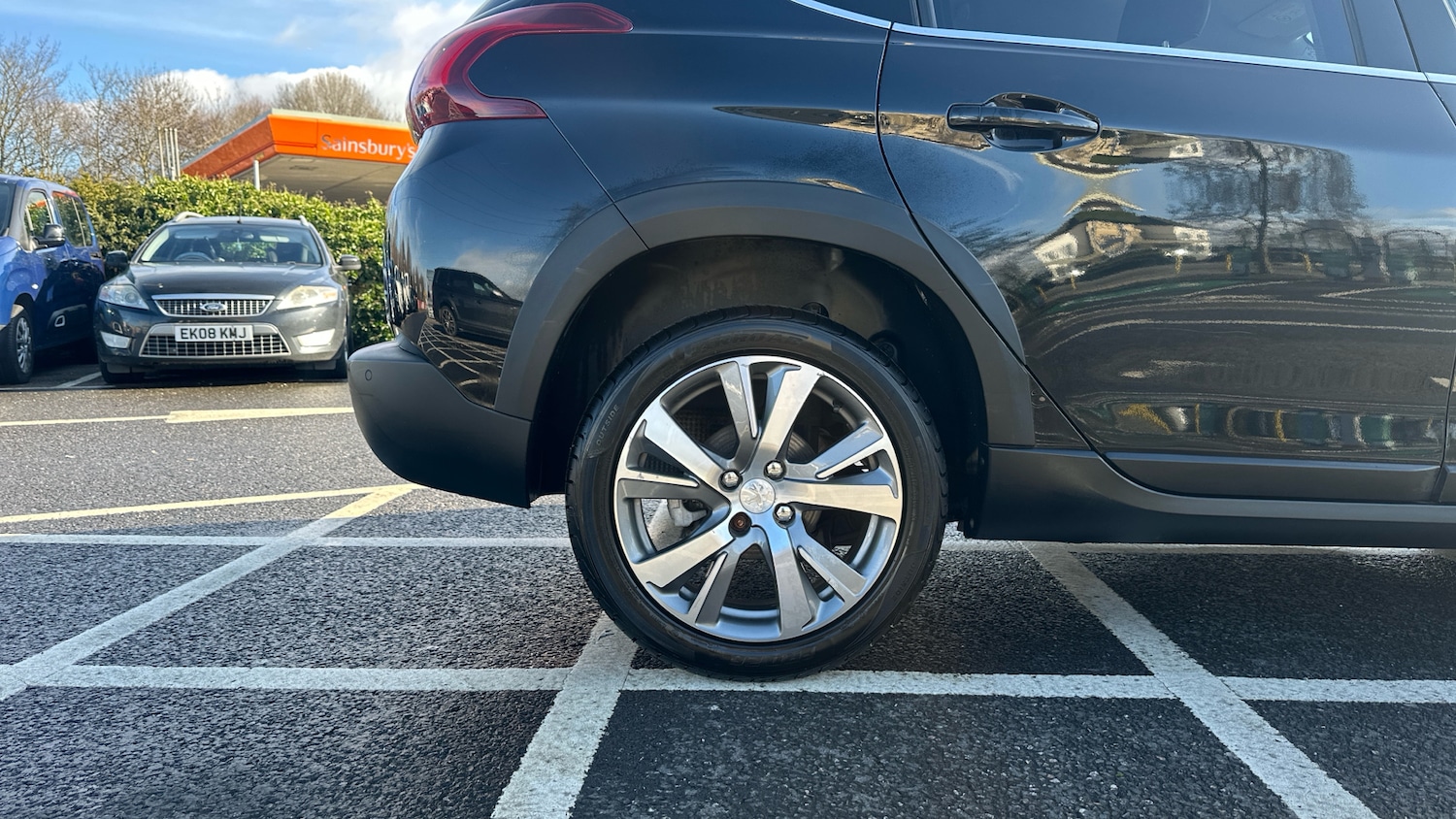 Used Peugeot 2008 2019 for sale - 77560418: Photo 16