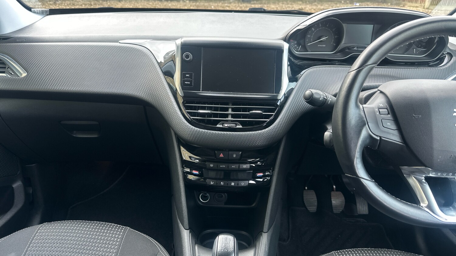 Used Peugeot 208 2019 for sale - 77825845: Photo 10