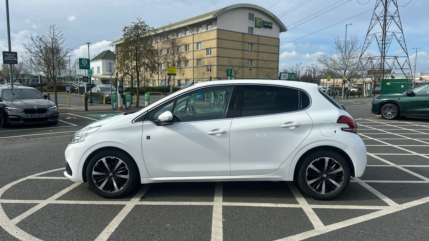Used Peugeot 208 2019 for sale - 77825845: Photo 6