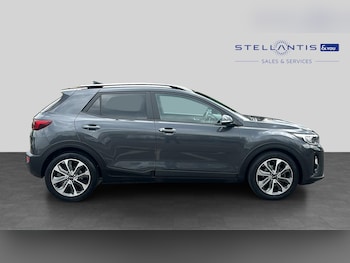 Used Kia Stonic 2020 for sale - 78923732: Photo