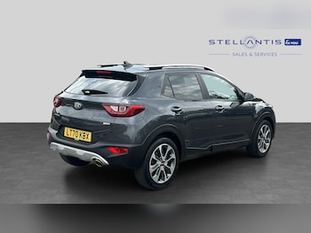 Used Kia Stonic 2020 for sale - 78923732: Photo