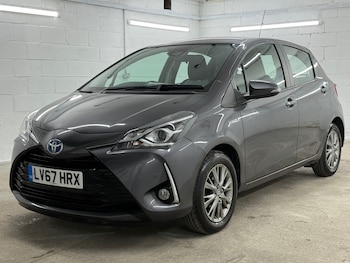 Used Toyota Yaris 2017 for sale - 75583324: Photo