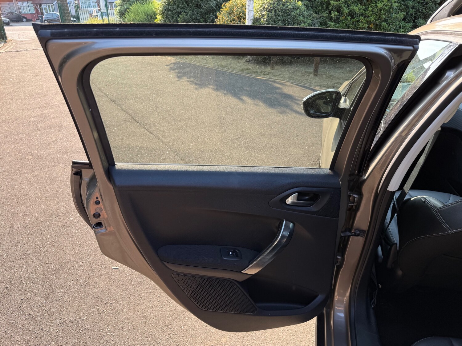 Vehicle 25