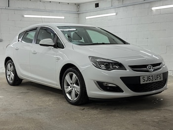 Used Vauxhall Astra 2013 for sale - 75536628: Photo