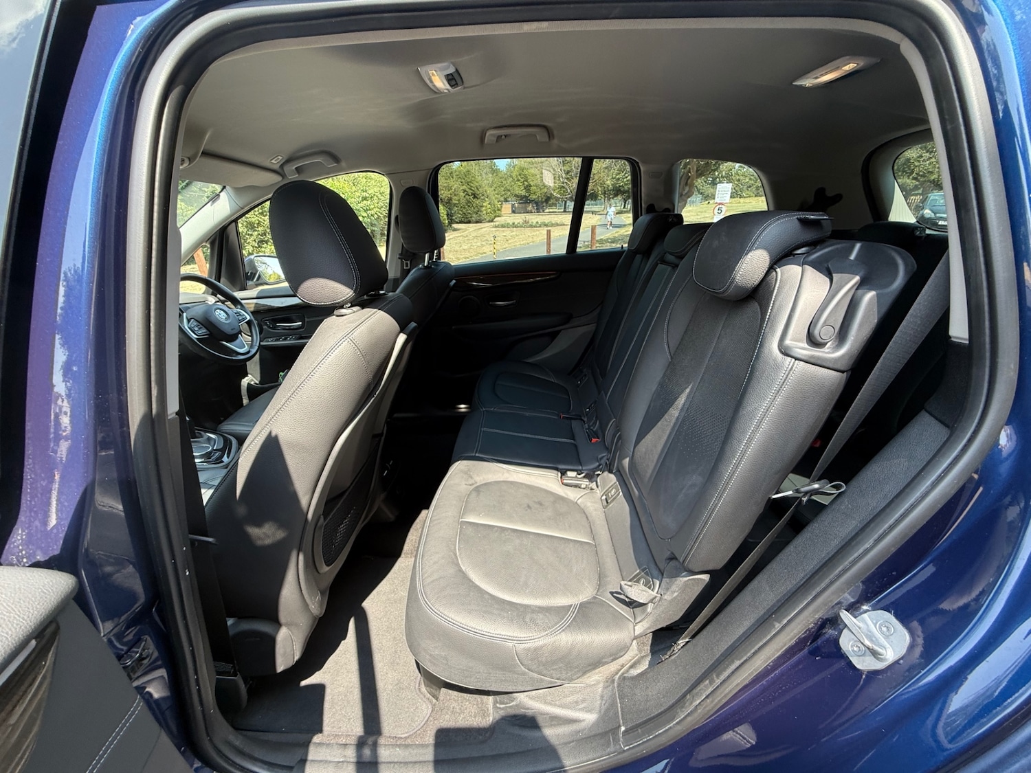Vehicle 29