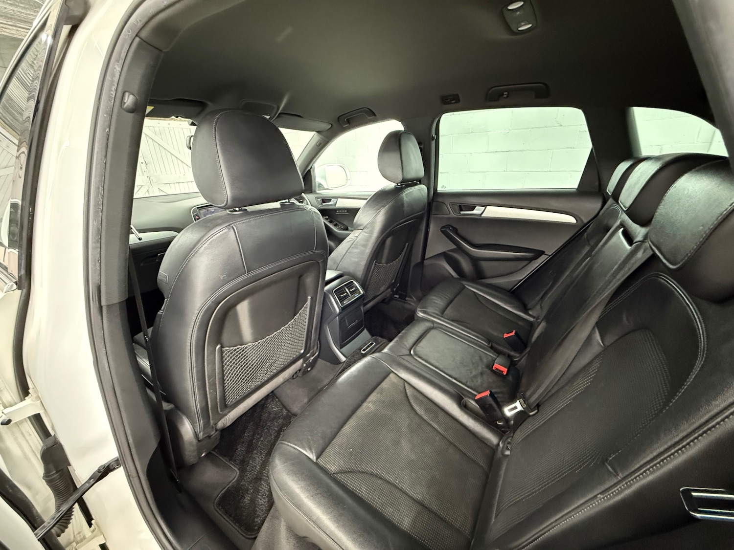 Vehicle 29