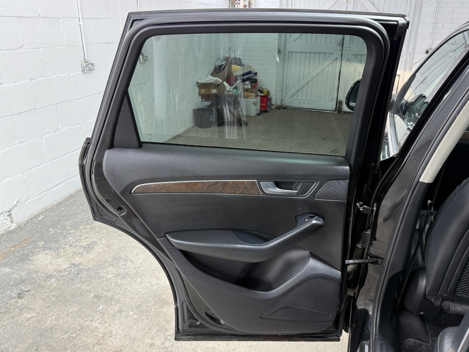 Vehicle 28