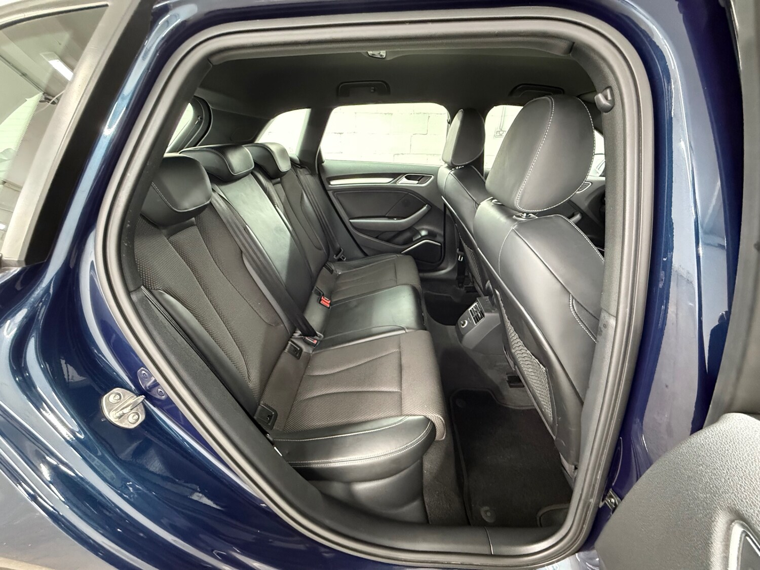 Vehicle 33