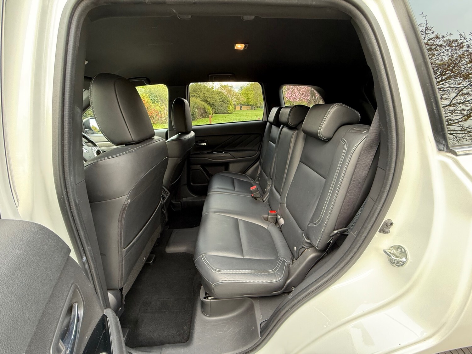 Vehicle 28