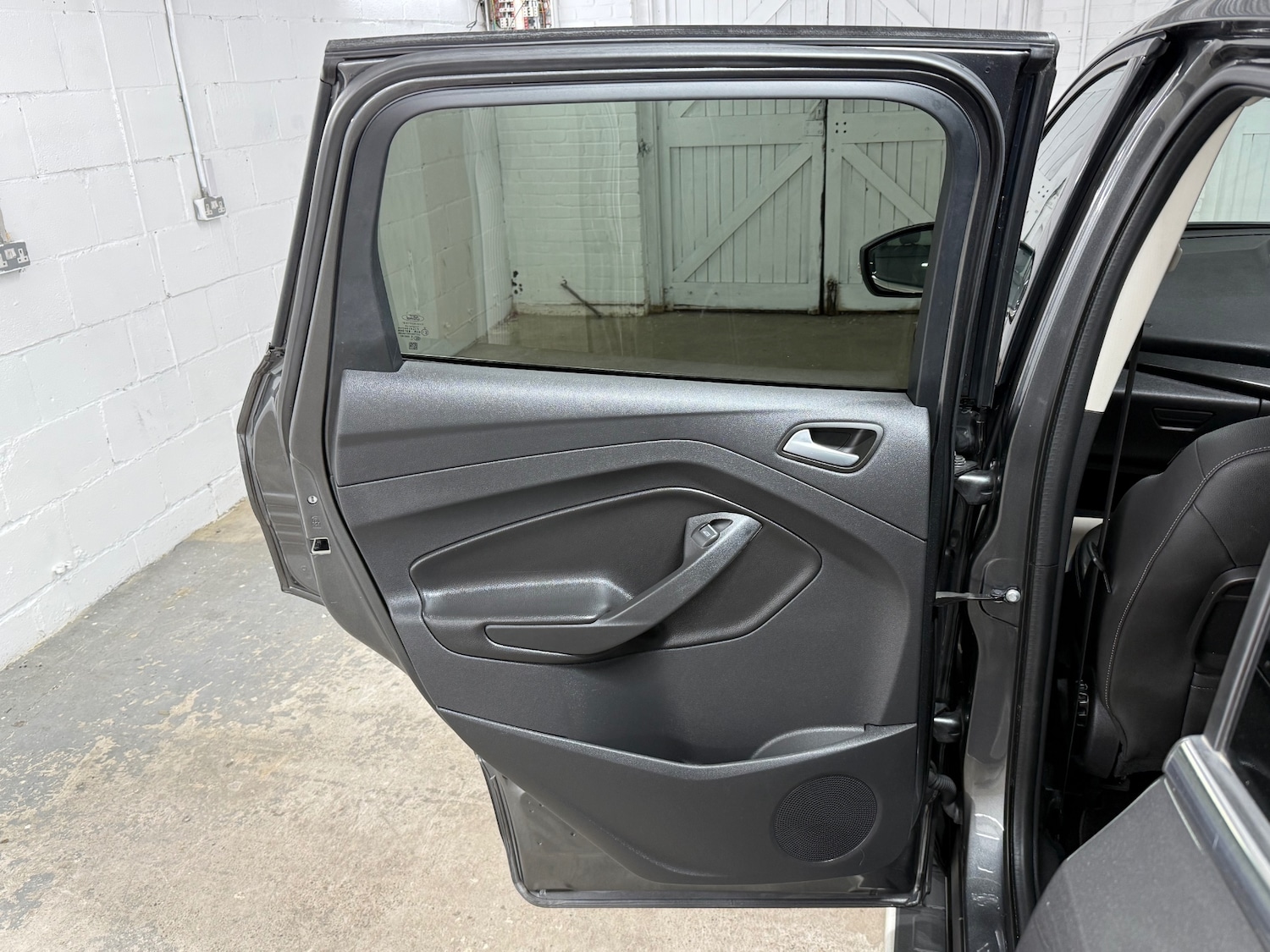 Vehicle 29