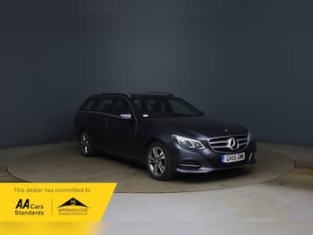 Used Mercedes-Benz E Class 2015 for sale - 79830071: Photo