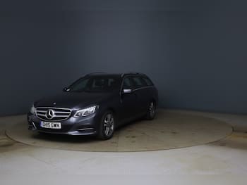 Used Mercedes-Benz E Class 2015 for sale - 79830071: Photo