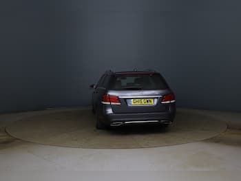 Used Mercedes-Benz E Class 2015 for sale - 79830071: Photo