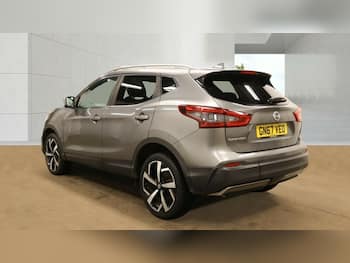 Used Nissan Qashqai 2017 for sale - 79755648: Photo